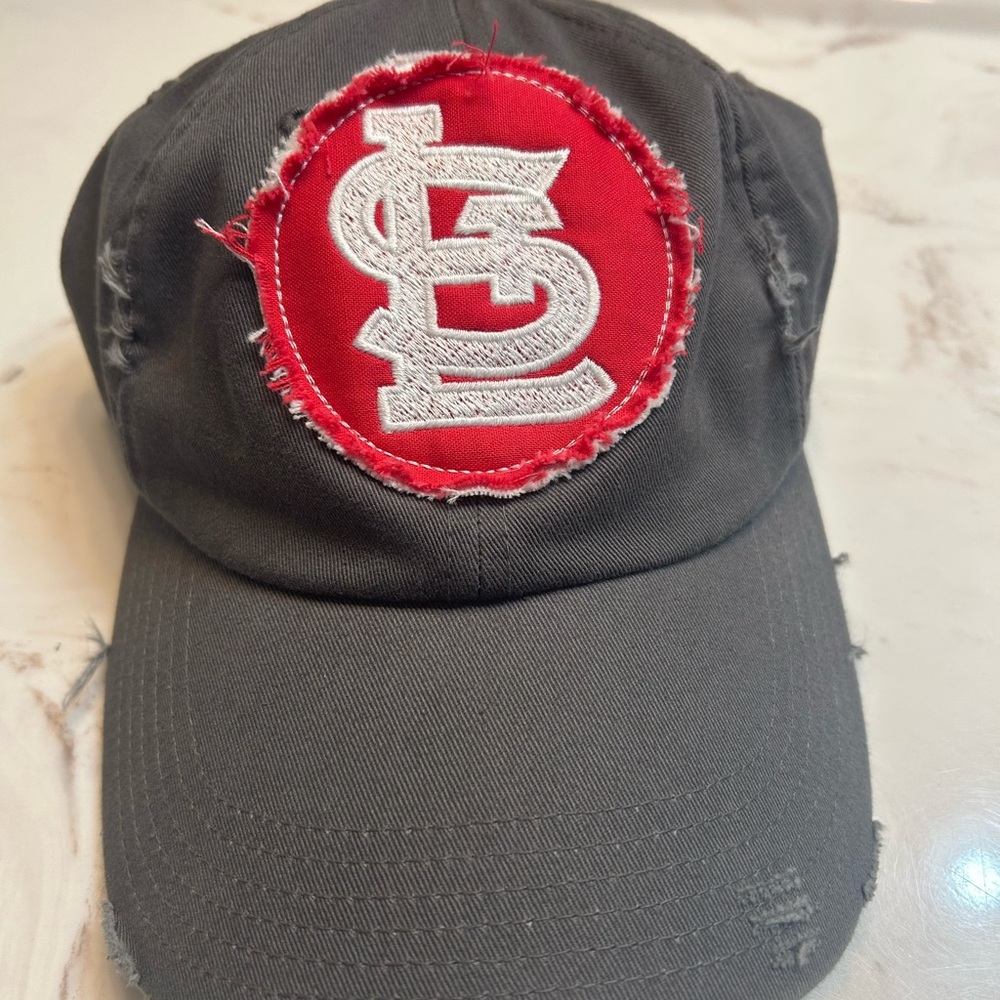 STL CARDINALS distressed ball cap! Like New!!
